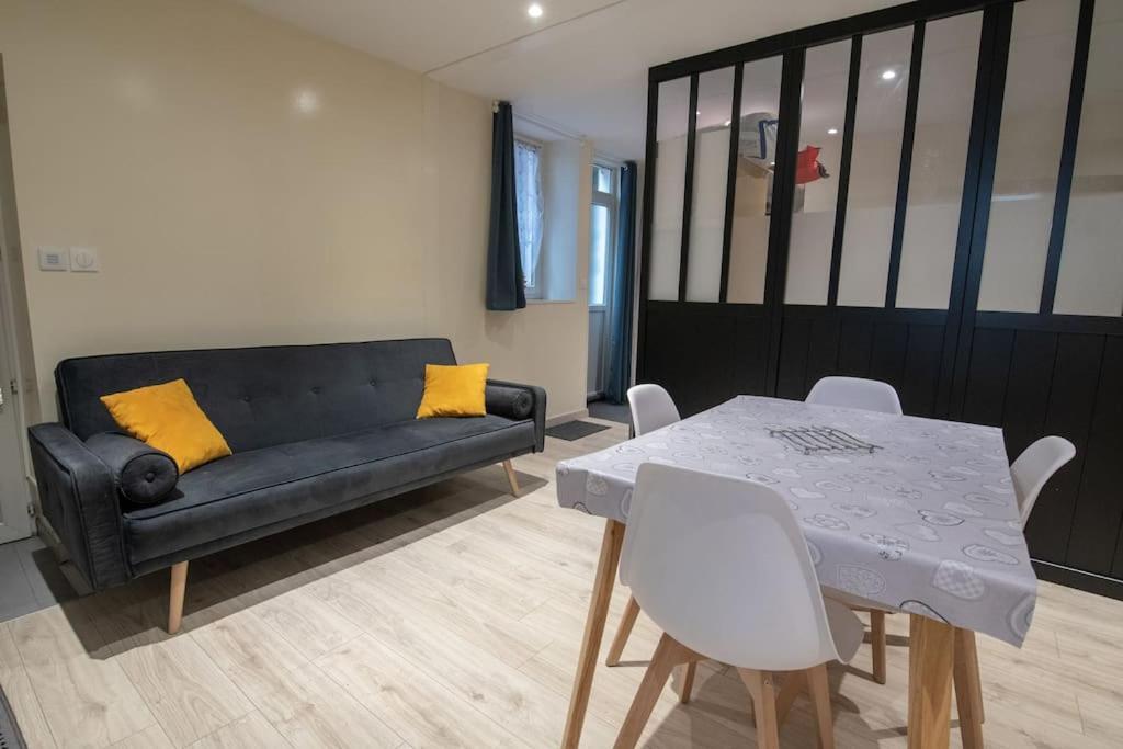 Studio Place De La Barre Le Cosy Leilighet Mâcon Eksteriør bilde